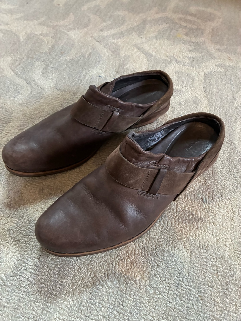 Patagonia Brown Leather Slip-On Clogs